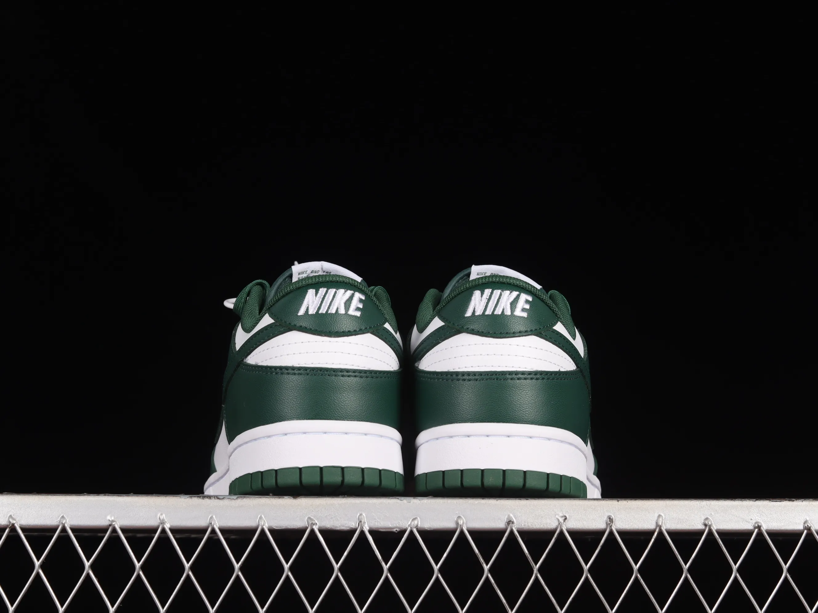 All categories Nk SB Dunk series Nk SB Dunk Low low-top sneakers Nk SB Dunk Low "Team Green" Michigan White Green Dunk series low-top casual sports skateboard shoes DD1391-101